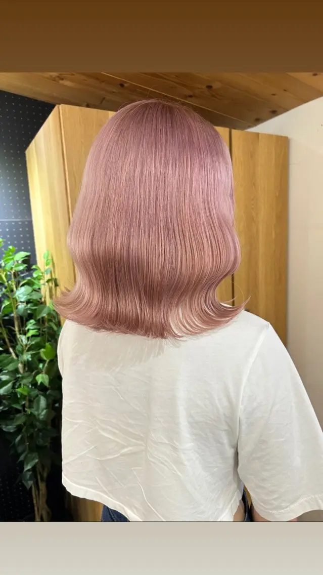 ミディアム カラー メンズ ピンクカラー ホワイトピンク カット ヘアカラー トリートメント 🧸艶々韓国ヘア 🧁mizunaのヘアスタイル