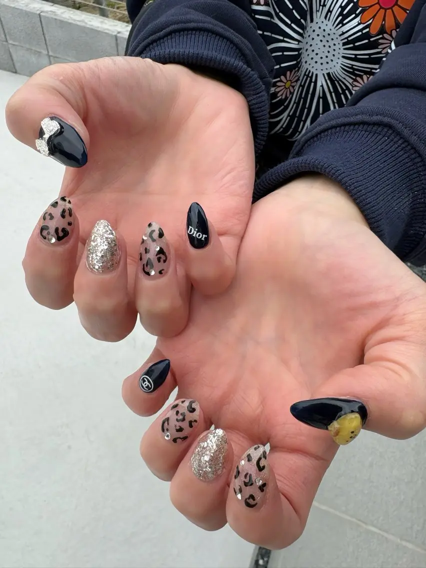 ネイル アニマル柄 ネイビー ハンドネイル tytto nail ❤︎‪‪eri‪‪のネイルデザイン
