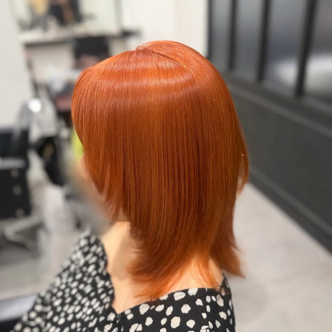 ミディアム カラー ベージュカラー ブリーチ オレンジ オレンジベージュ 顔周りカット ヘアカラー Dia ‎ アキヨシ ミユのヘアスタイル