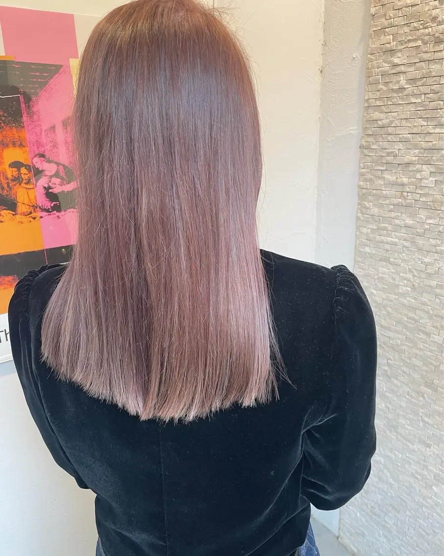 セミロング カット ヘアカラー トリートメント 平 ちひろのヘアスタイル