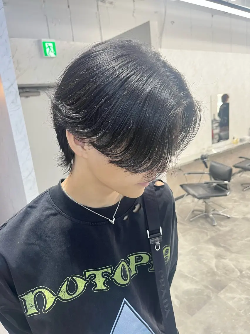 メンズ センターパート カット パーマ Seira 札幌メンズサロンのヘアスタイル
