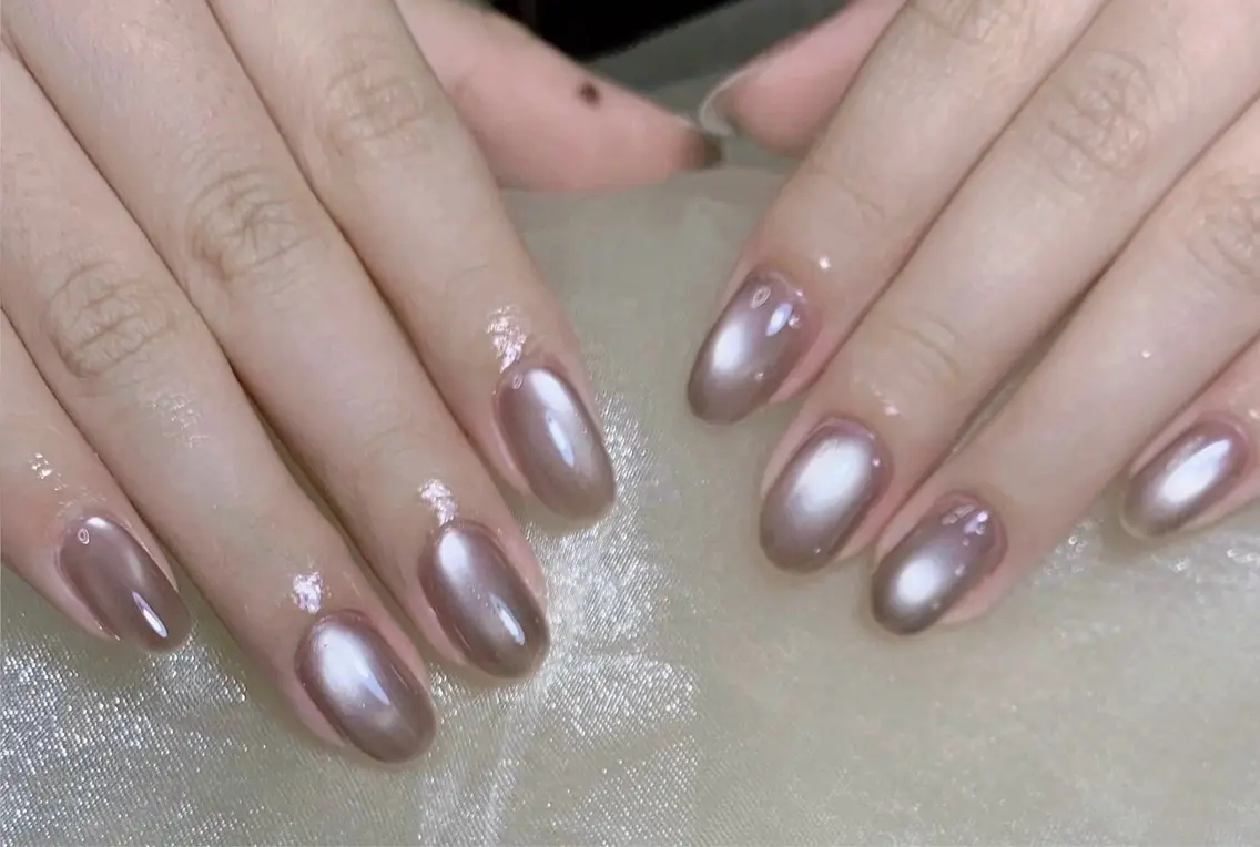 ネイル フレンチネイル ラメ(グリッター) ラメグラデーション マグネットネイル 持ち込み Unicorn Nail原宿表参道のネイルデザイン