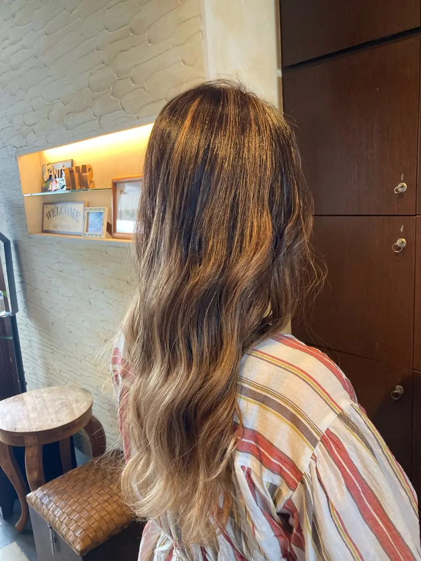 ロング 🌙パーマ 照井🌙のヘアスタイル