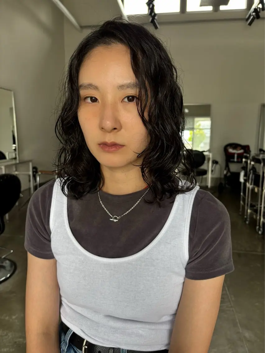 ミディアム パーマ カット パーマ トリートメント 舘谷 愛莉のヘアスタイル