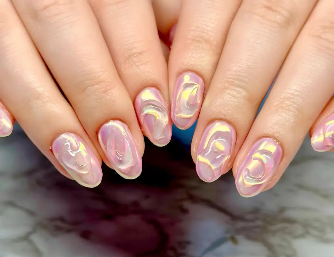 ネイル オーロラネイル ミラーネイル ニュアンスネイル リボン 春ネイル Mai’s nailのネイルデザイン