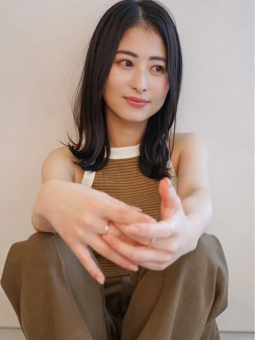 セミロング カラー カット ヘアカラー トリートメント 花井 啓好のヘアスタイル