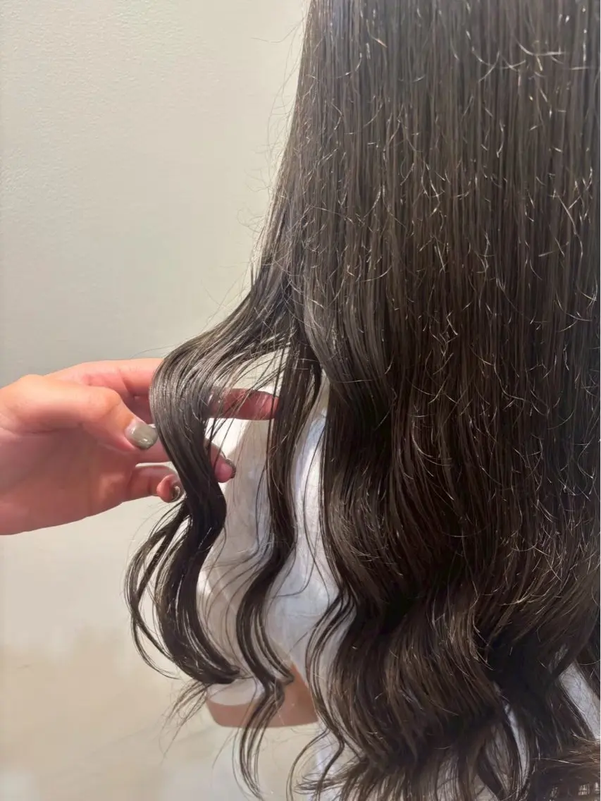 ロング カット ヘアカラー 大船🌴似合セカ ット艶カラー持田樹のヘアスタイル