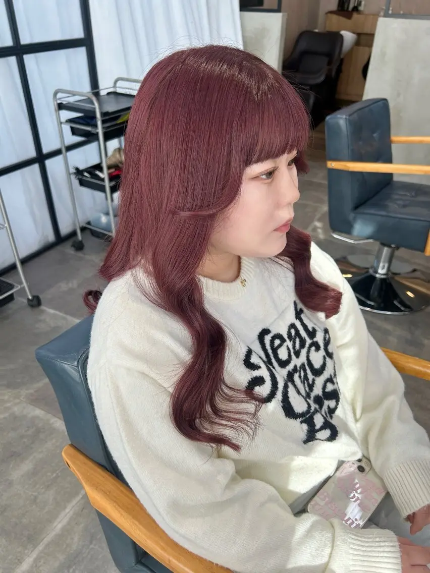 ロング カラー ヘアカラー トリートメント newi梅田🫧韓国 ヘア🫧sakiのヘアスタイル