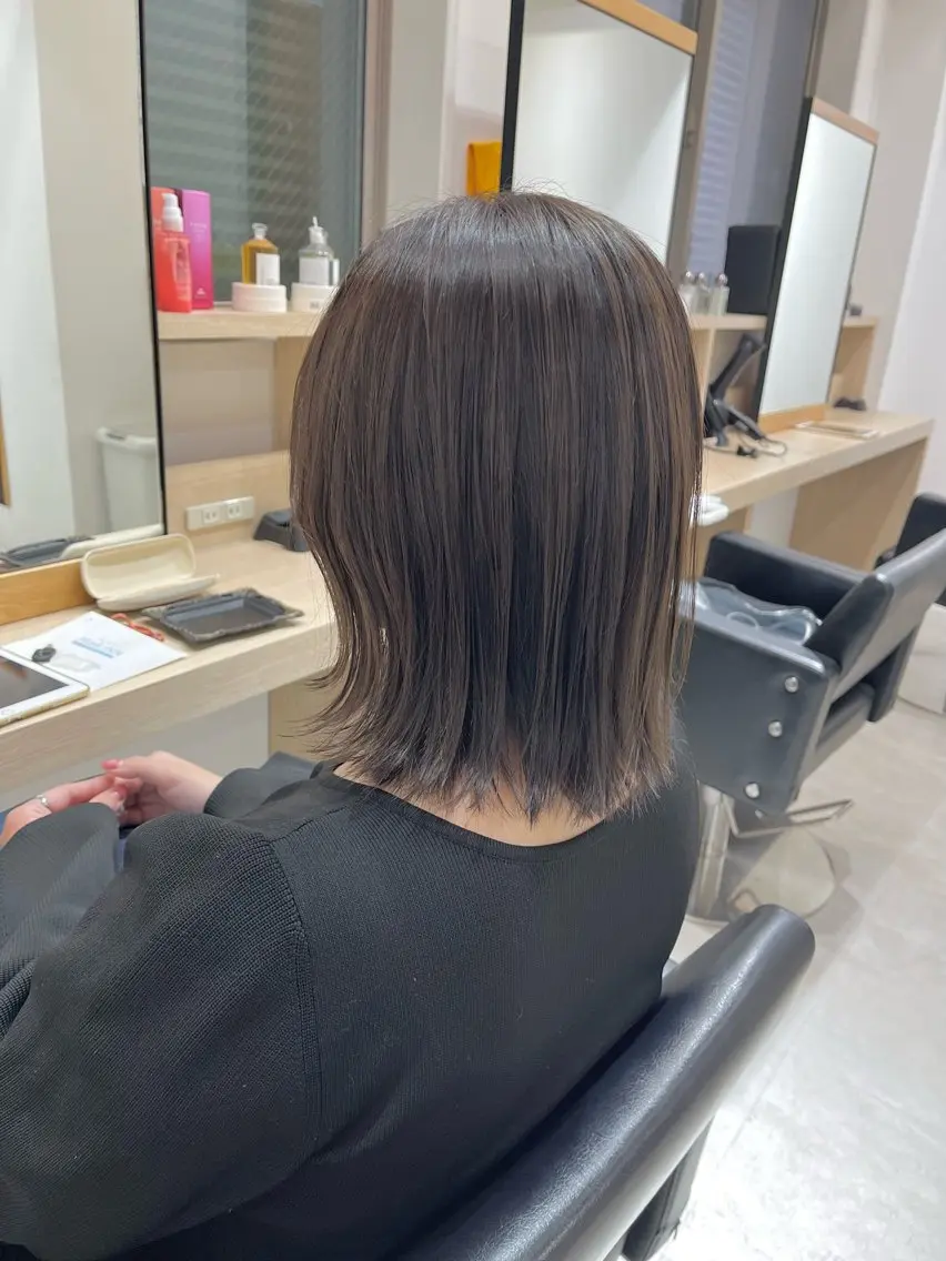 セミロング カラー カット ヘアカラー トリートメント 【ニュアンスカラー・ 髪質改善】スズキカナのヘアスタイル