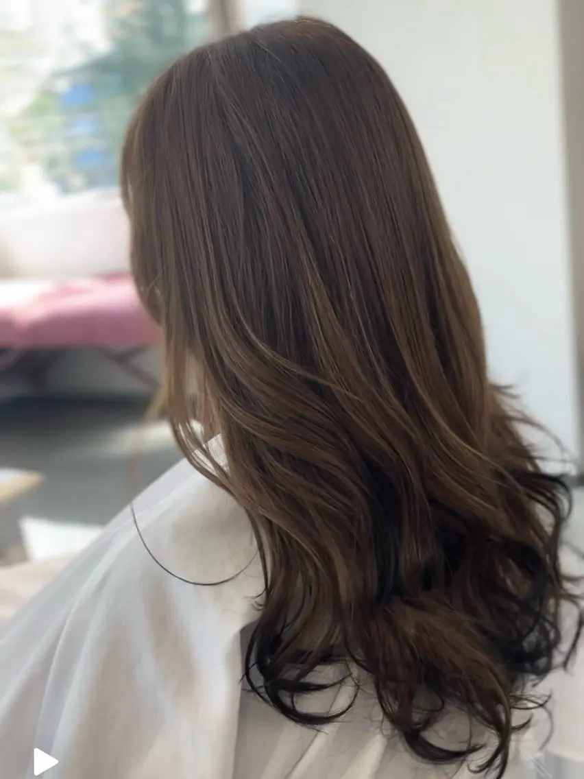 ロング カラー 黒髪 ピンクカラー レイヤーカット カット ヘアカラー トリートメント 横野 孝志のヘアスタイル