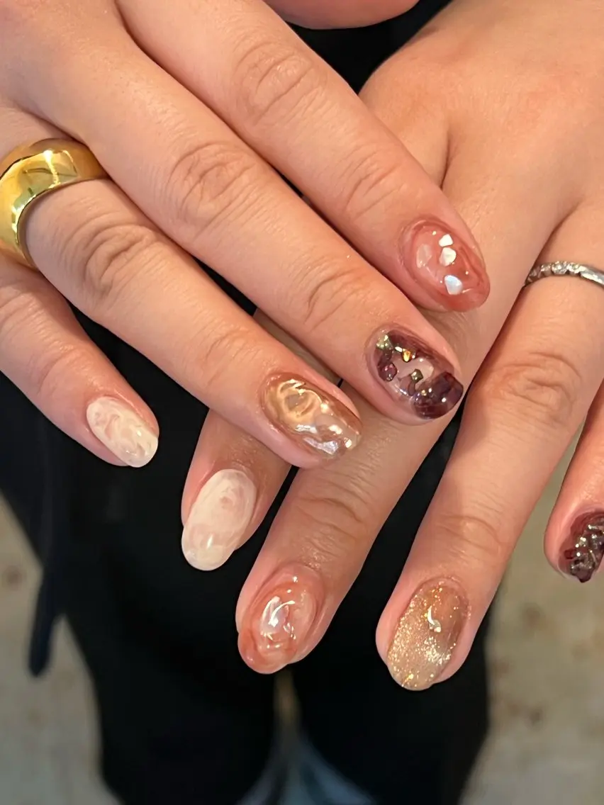 ネイル ハンドネイル Hata nail 🎀個性派ニュアンスのネイルデザイン