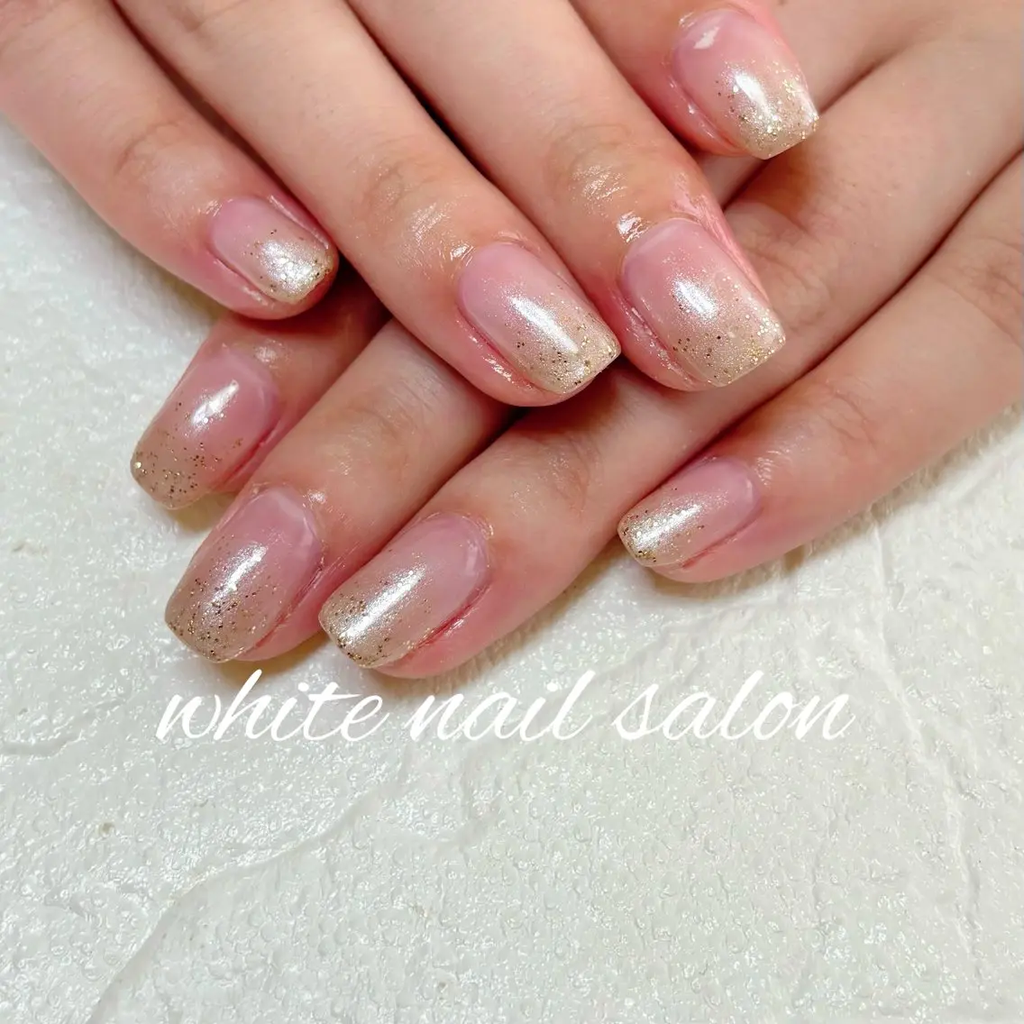 ネイル フットネイル ラメ(グリッター) シンプルネイル white nail salonのネイルデザイン