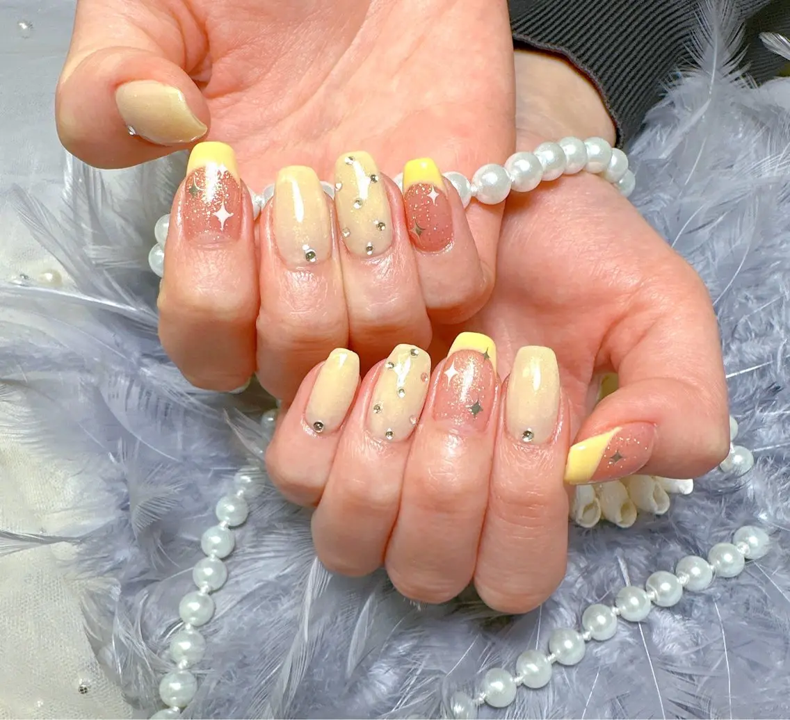 ネイル フレンチネイル 持ち込み ハンドネイル Pretty Nail Salonのネイルデザイン