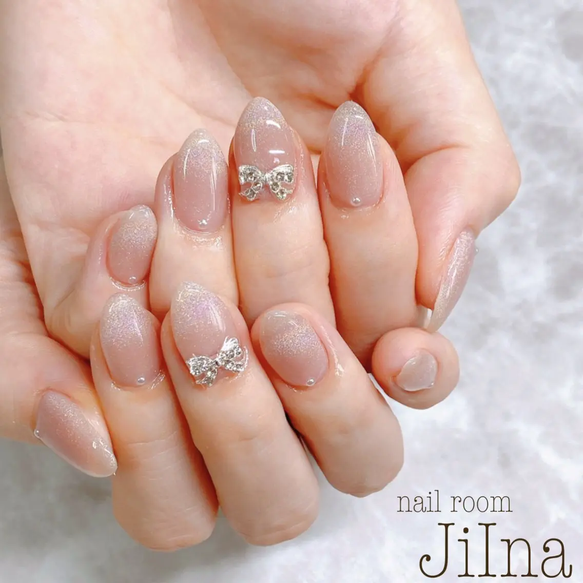 ネイル マグネットネイル JiIna nailのネイルデザイン