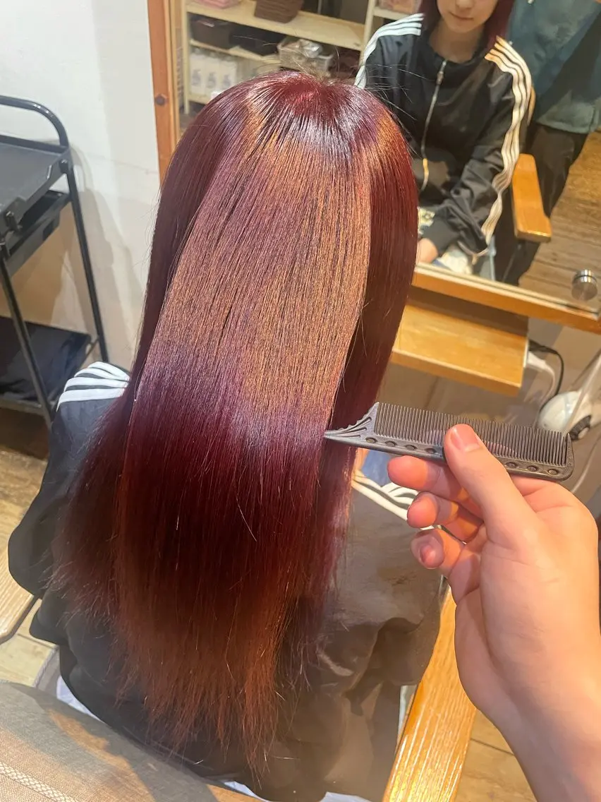 セミロング カラー 脇 麻紘のヘアスタイル