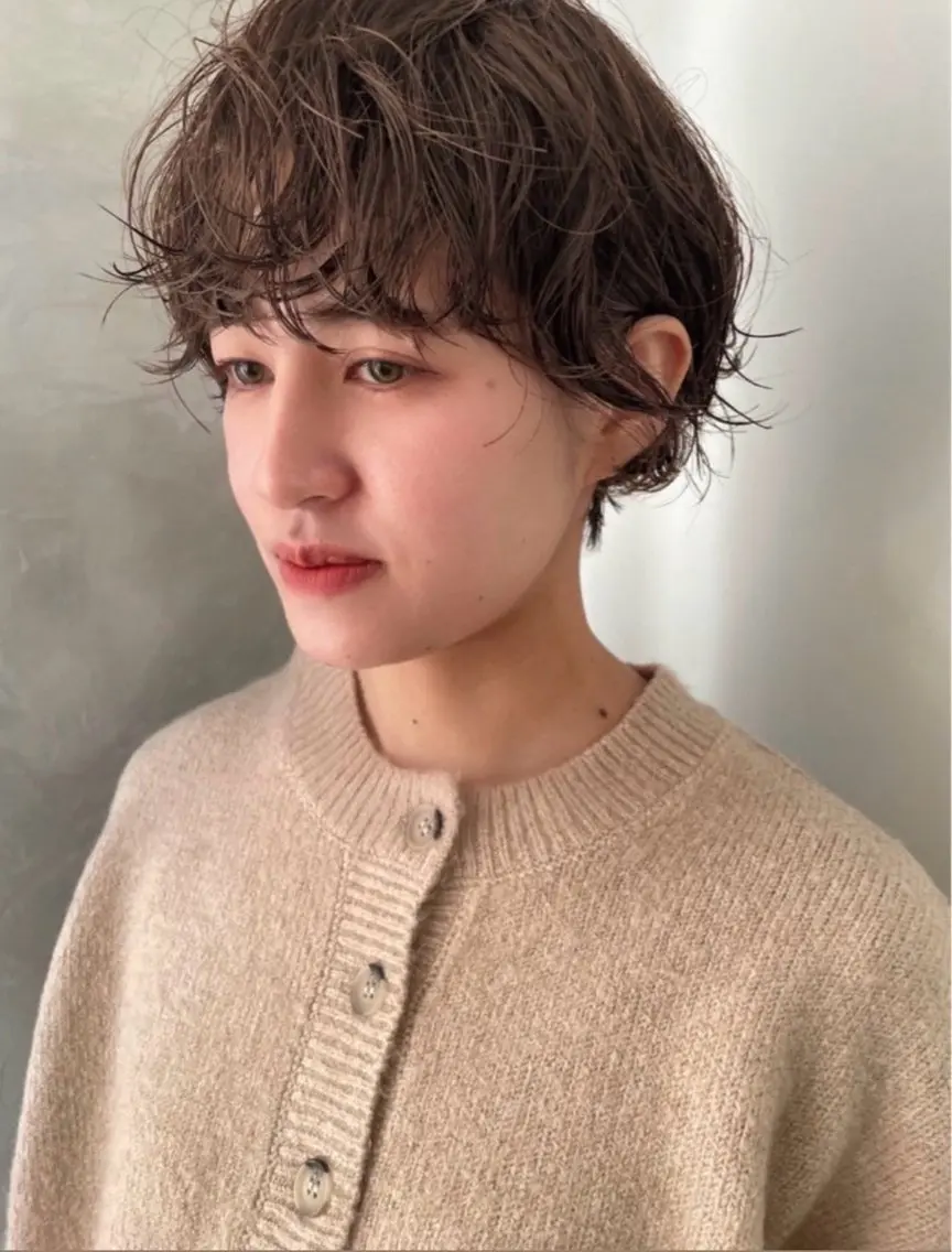 ショート パーマ kou🌥️ボブ /レイヤーのヘアスタイル