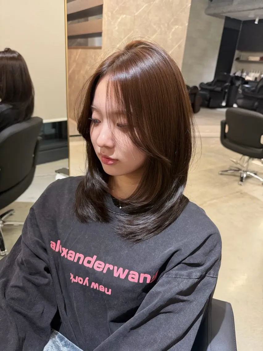 ミディアム カラー ヘアカラー トリートメント caho/ レイヤー カット 韓国ヘア♡のヘアスタイル