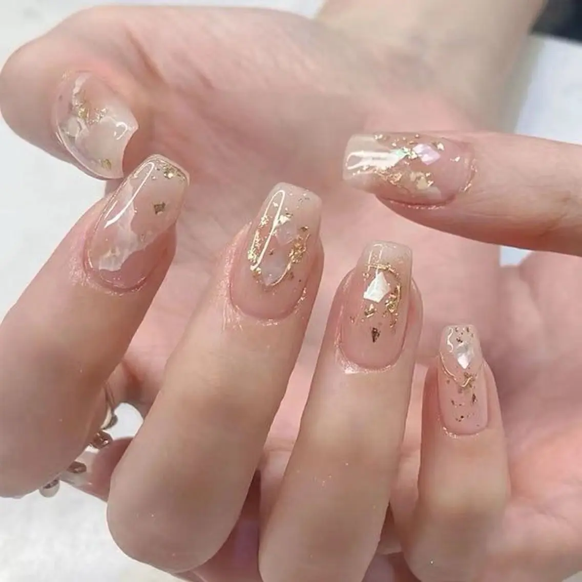 シェル🐚貝ニュアンス🐚🤍ネイルの写真