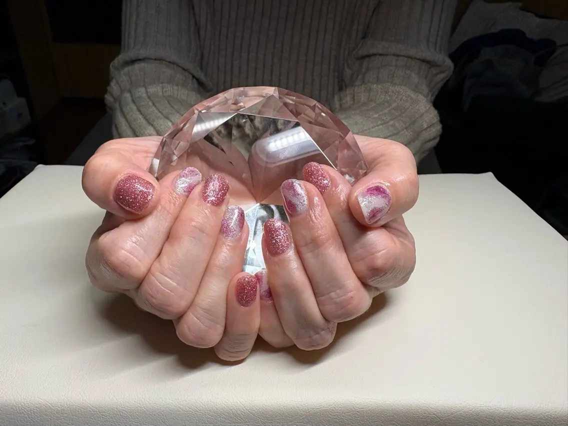 ネイル フラッシュネイル ニュアンスネイル ピンク Rainbow Moonのネイルデザイン