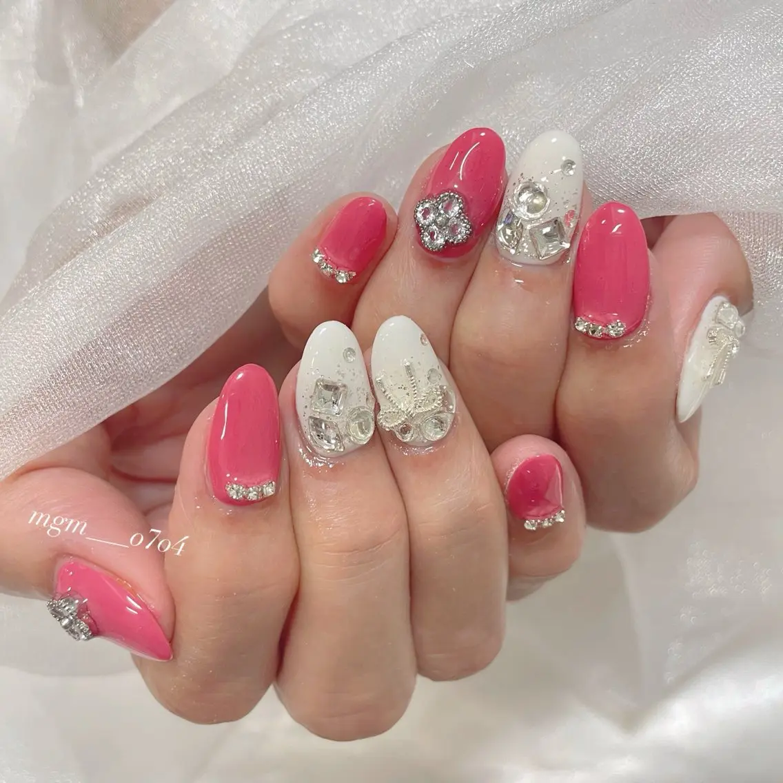 ネイル ハンドネイル ハンドケア MoON...❤︎ MeGuのネイルデザイン