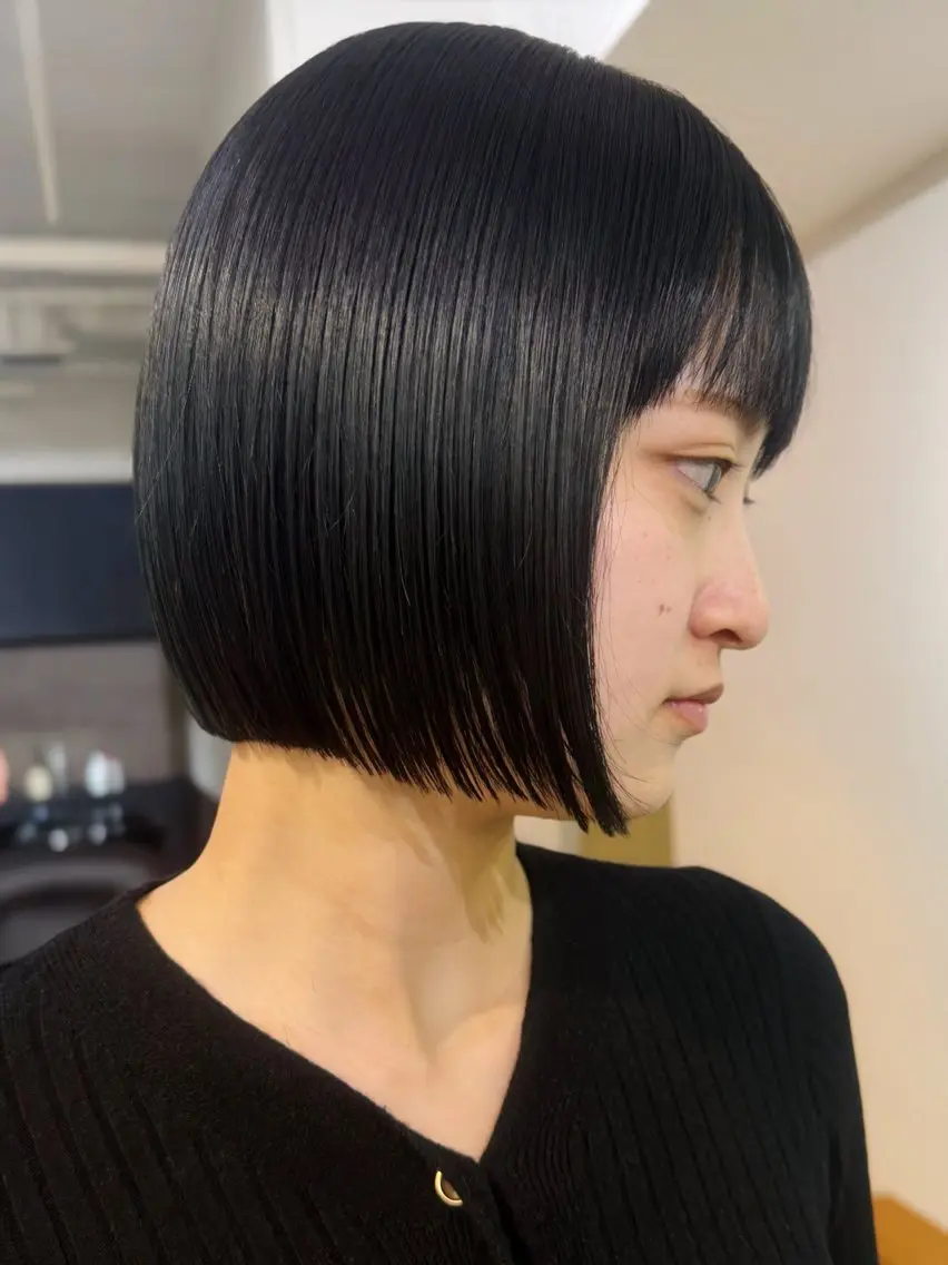 ミディアム ボブ 顔周りカット 髪質改善 韓国風ヘア レイヤーカット カット ヘアカラー トリートメント 多毛癖毛さんのお悩み 解決！🫧ナルミのヘアスタイル