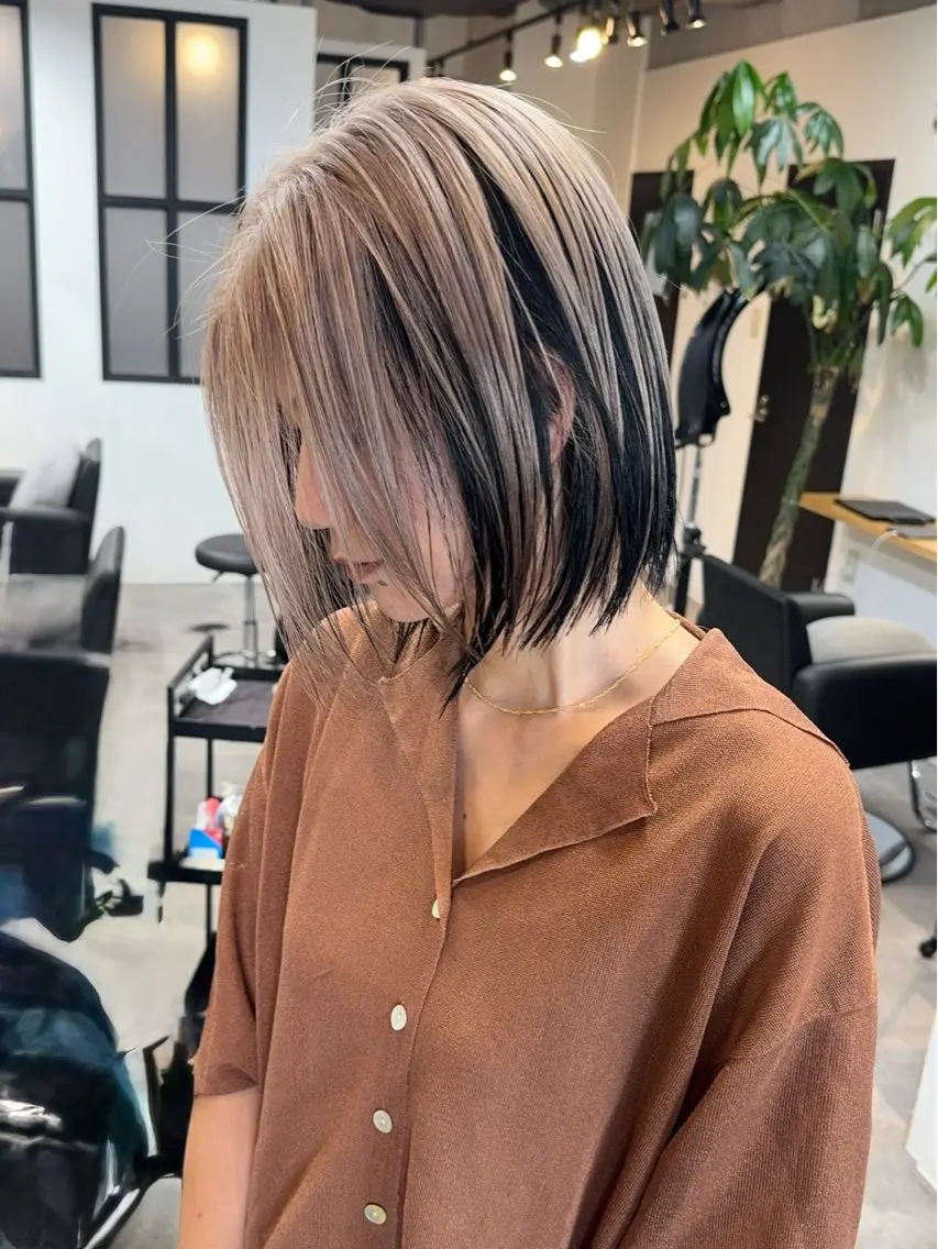 ミディアム カラー ブリーチ カット ヘアカラー サクマ リョウジのヘアスタイル