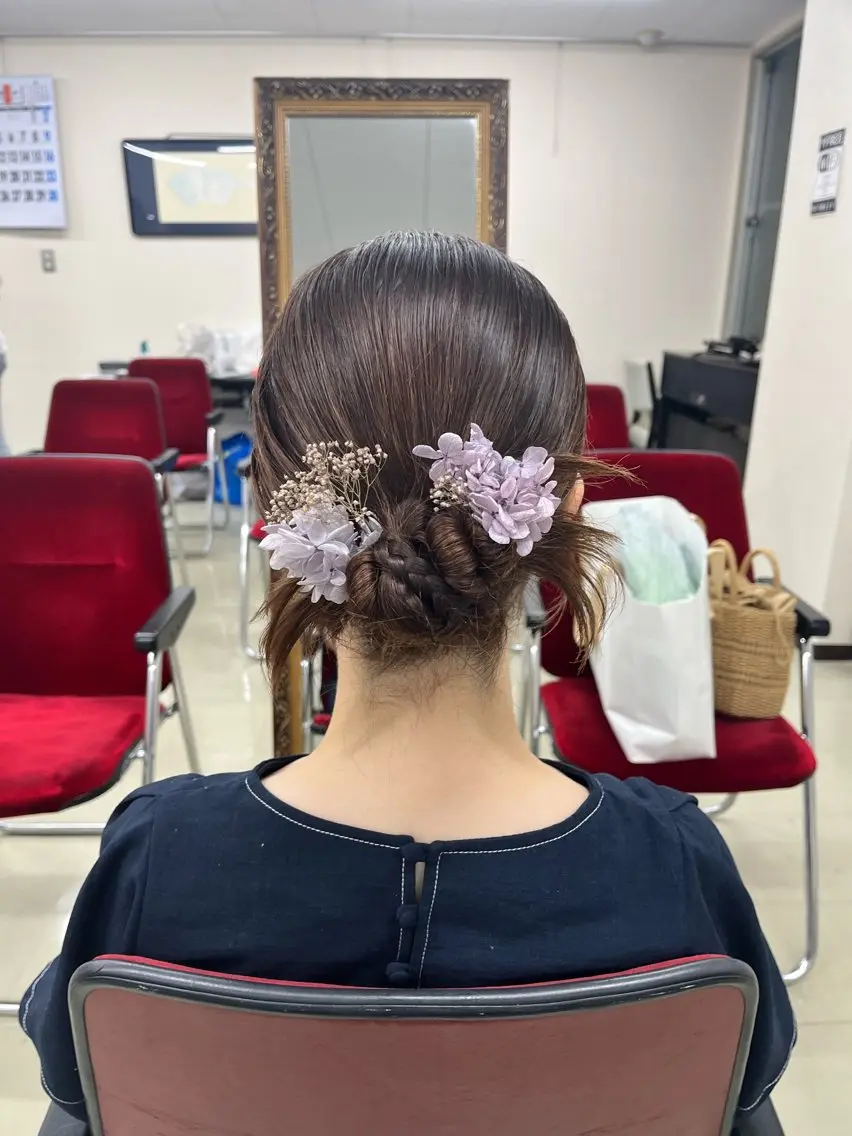 ミディアム ボブ 髪質改善 レイヤーカット 小顔カット トリートメント ヘアセット 梅山 美侑のヘアスタイル
