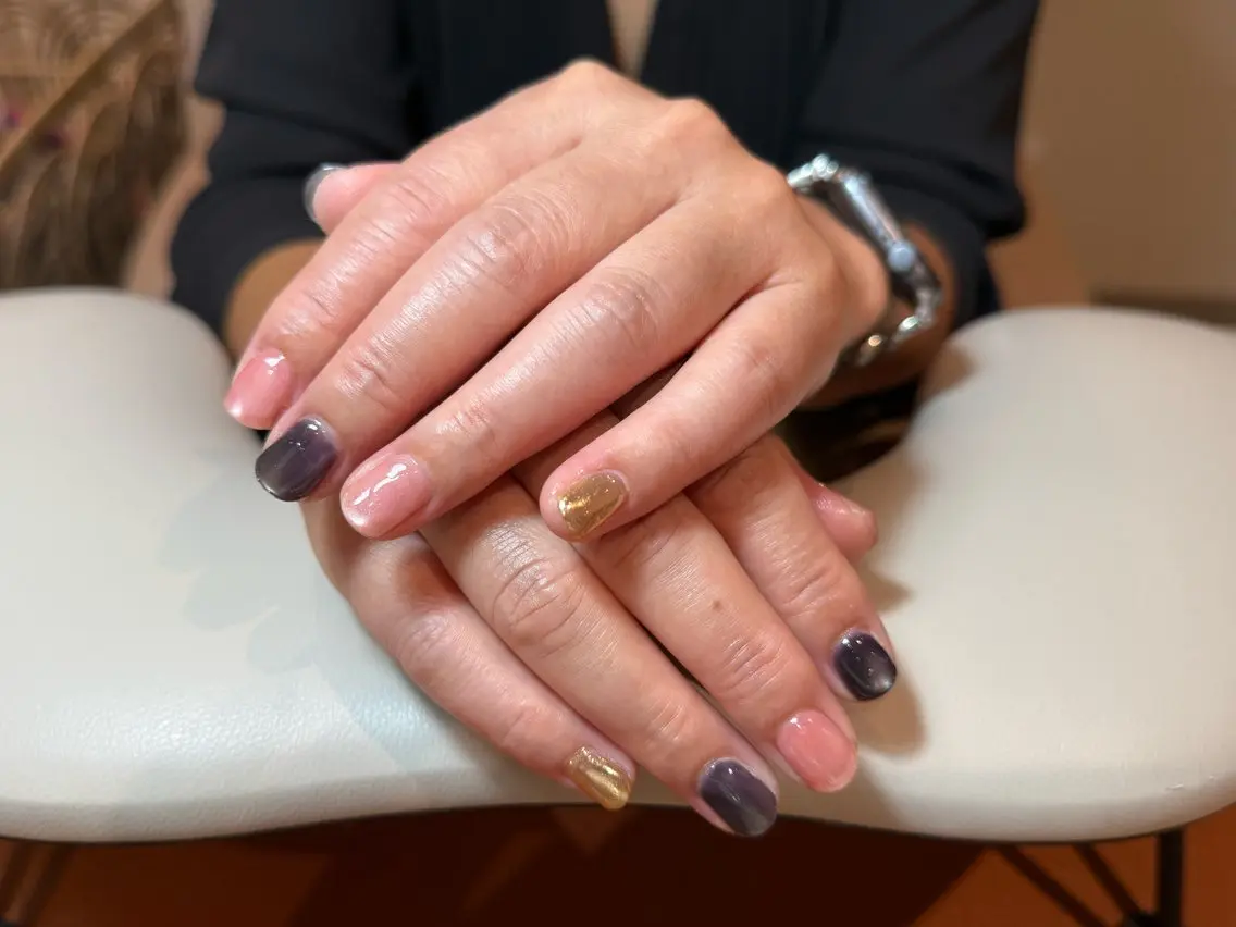 ネイル マグネットネイル ハンドネイル Atelier Bonheurのネイルデザイン