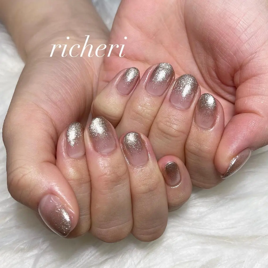 ミディアム ネイル 韓国風ヘア アートネイル フレンチネイル ジェルネイル ガラスフレンチ richeri beautyのエステ・リラクイメージ