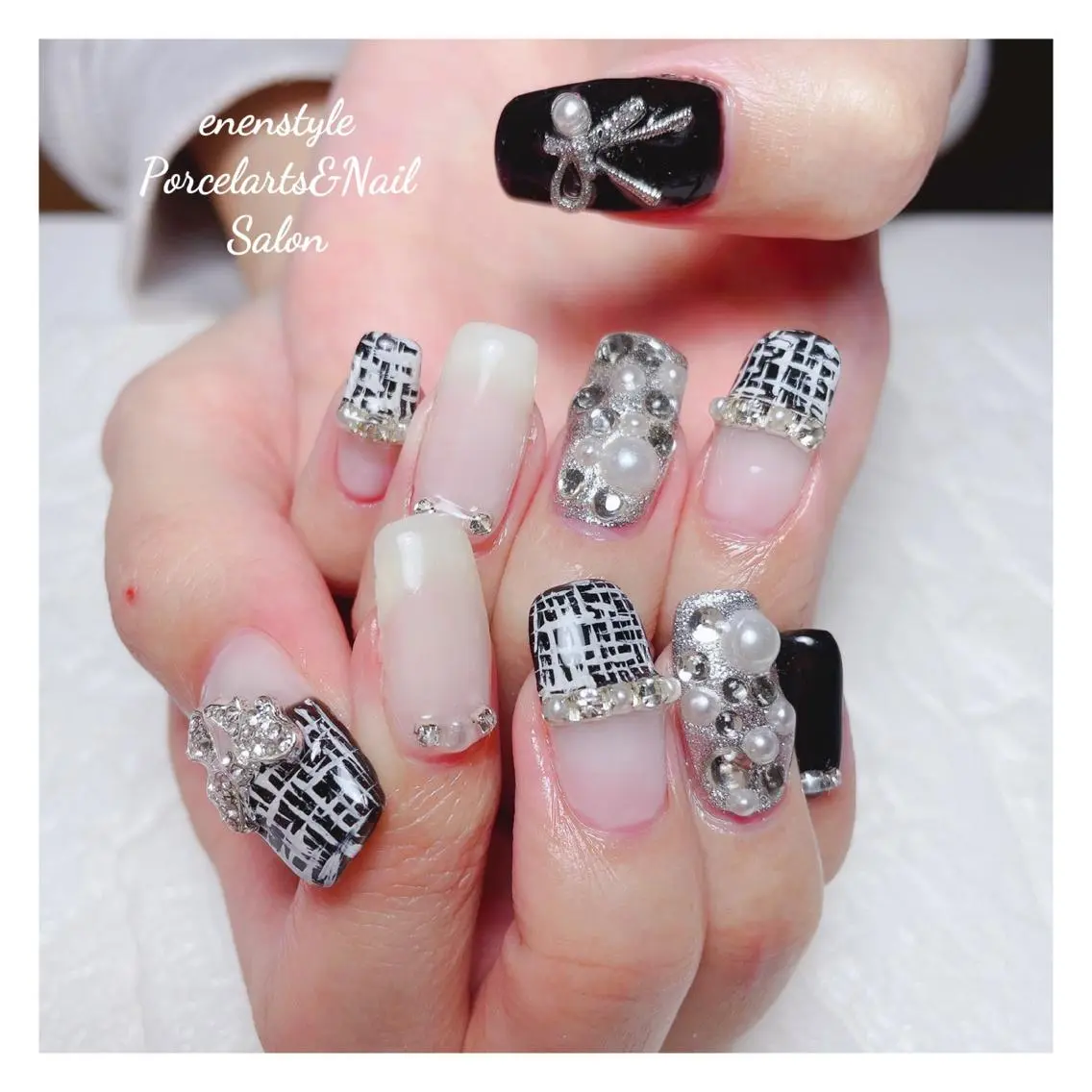 ミディアム ネイル 🐾enen style 🐾のネイルデザイン