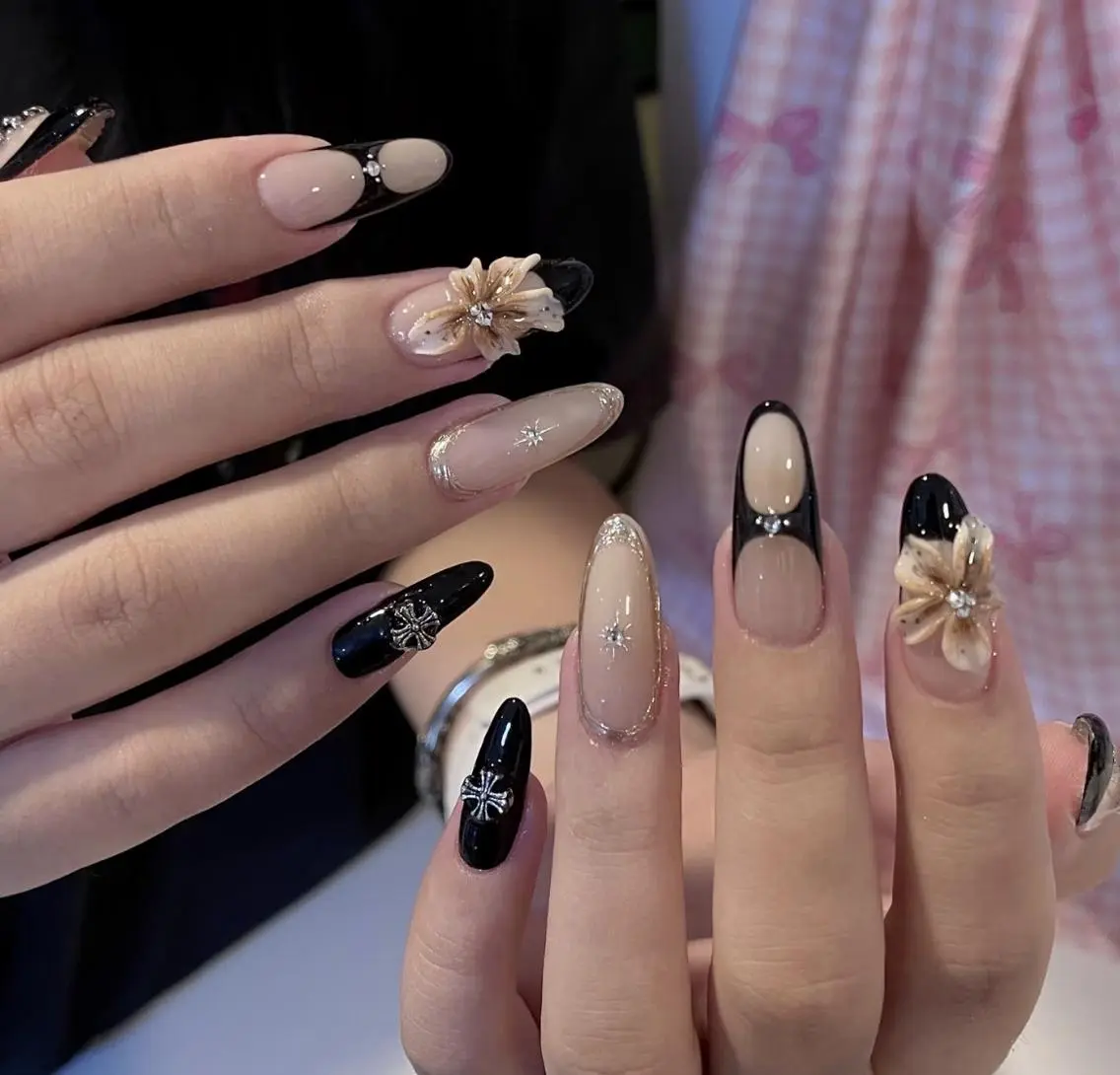 ネイル ハンドネイル Pure&Rich Nailのネイルデザイン
