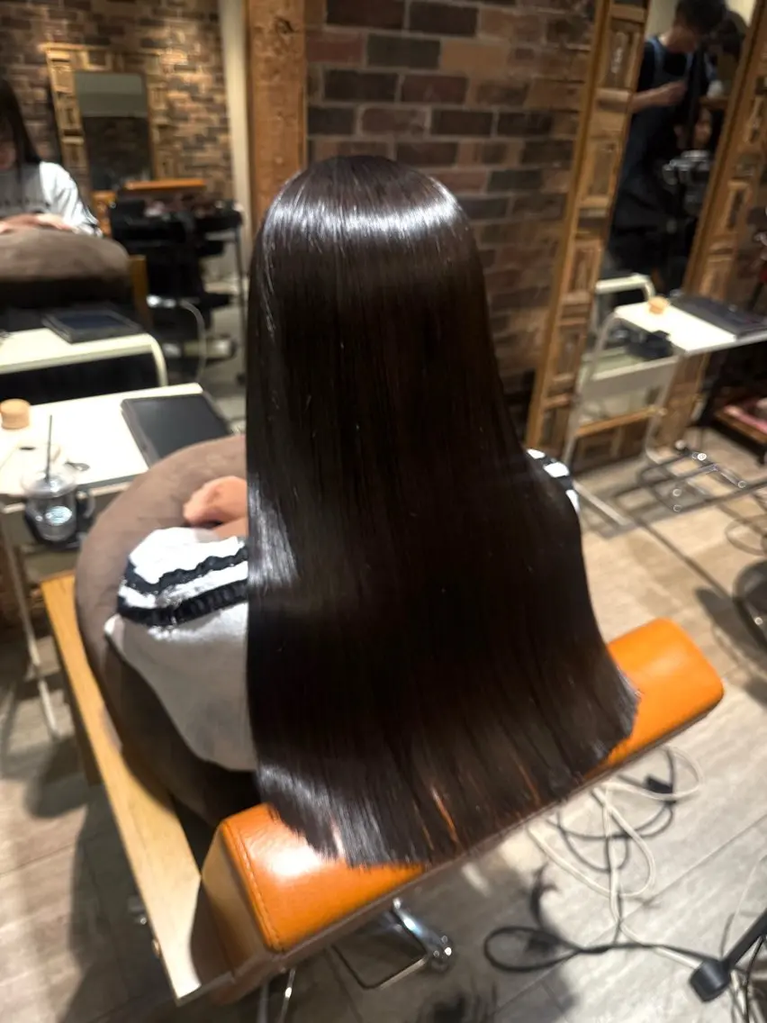 ロング カット 縮毛矯正 トリートメント AROMA hair 🫧fuyukaのヘアスタイル
