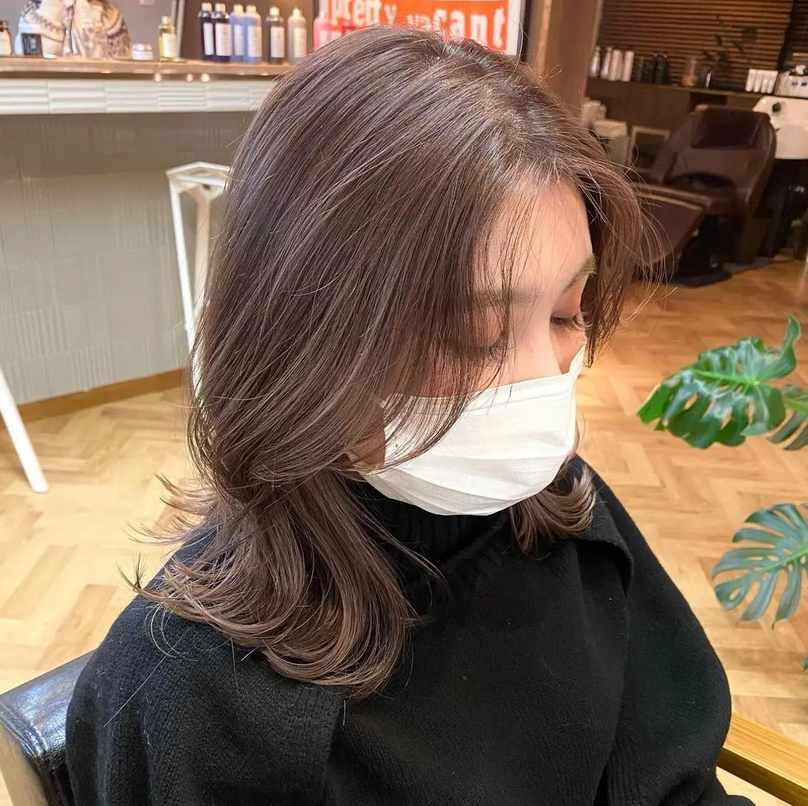 ミディアム カラー パーマ ヘアアレンジ メンズ キッズ ネイル マツエク・マツパ アイブロウ くびれヘア カット ヘアカラー 前川 朋香のヘアスタイル