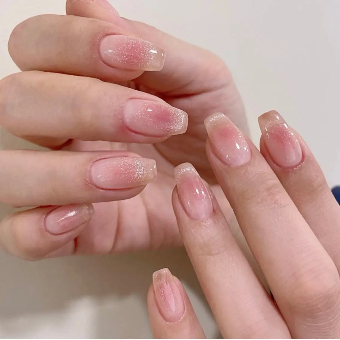 ネイル チークネイル キラキラネイル 韓国ネイル 水色 マグネットネイル ハンドネイル Akina Nail 亀戸のネイルデザイン