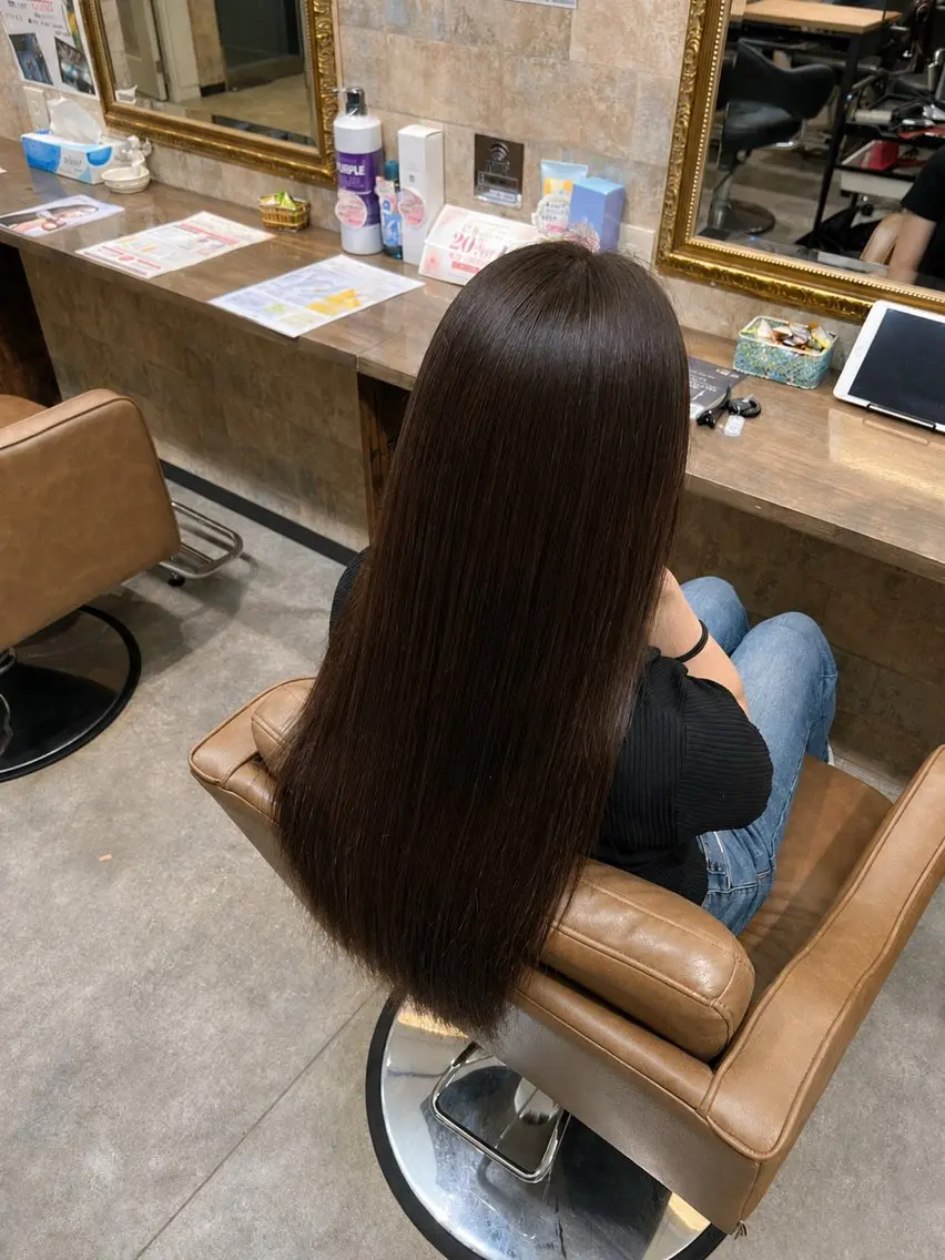 ミディアム カラー ヘアカラー 和久井 琉空のヘアスタイル