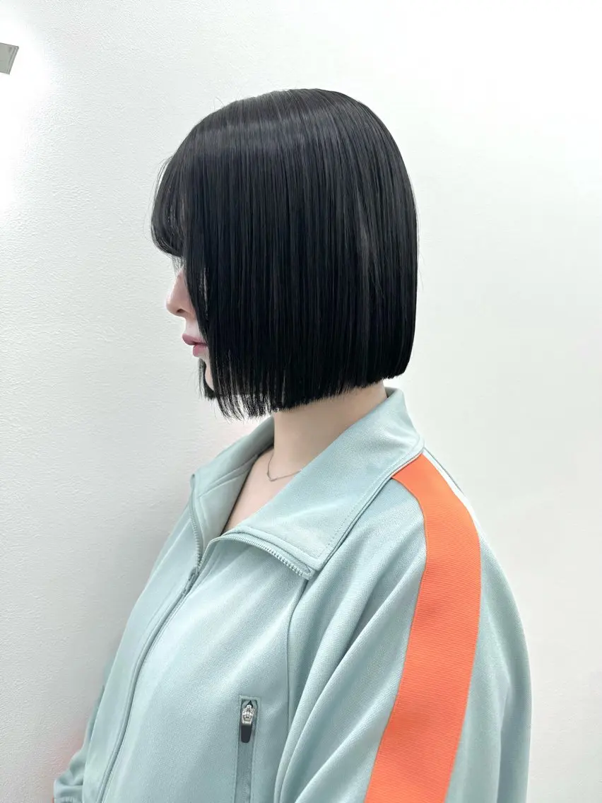 ショート カラー ヘアアレンジ カット ヘアカラー トリートメント ヘッドスパ ヘアセット 縮毛矯正🤍 ボブ/ HIKARIのヘアスタイル