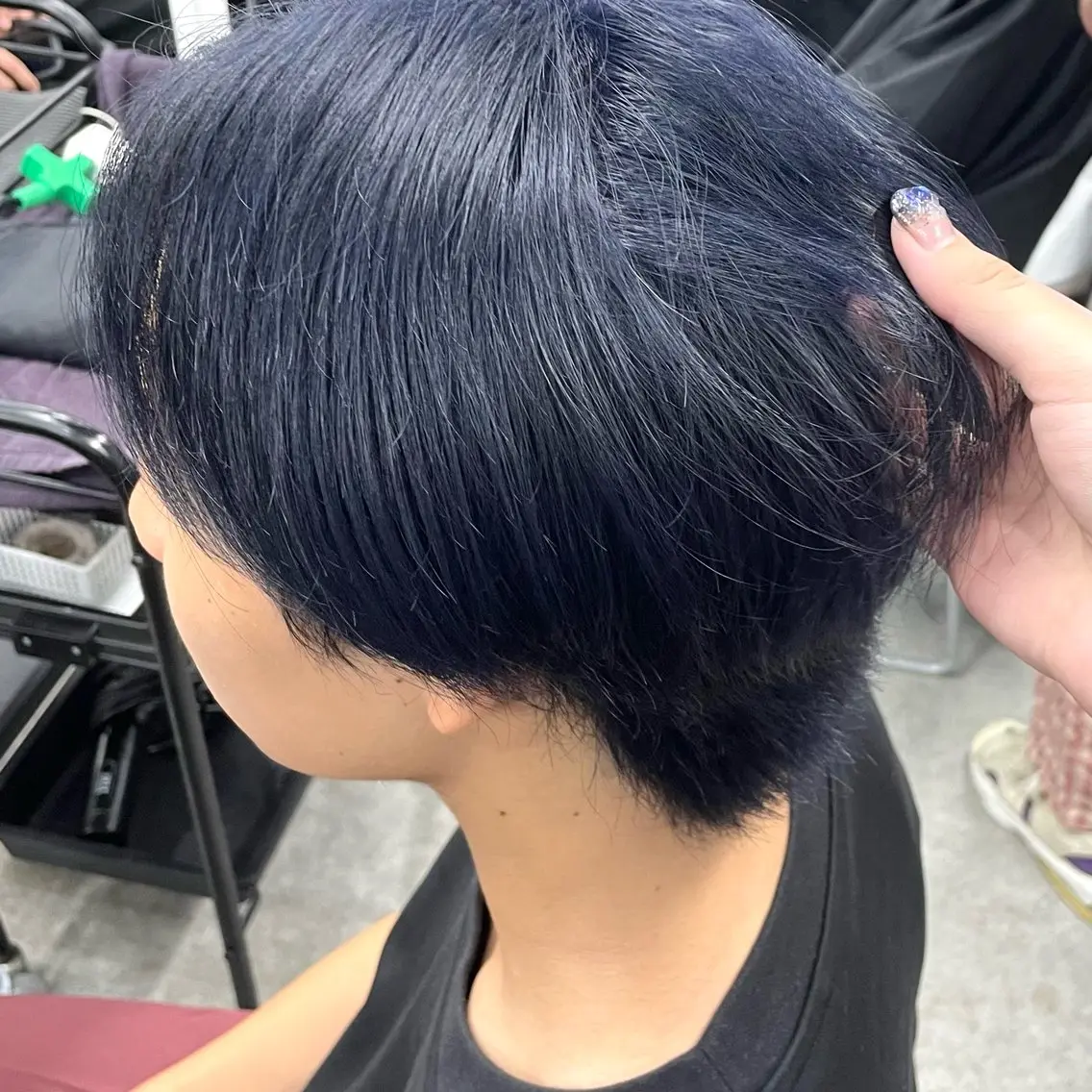 ショート カラー メンズ ブルーカラー ネイビーカラー 表参道♡暗髪♡ 艶カラー♡アユミのヘアスタイル