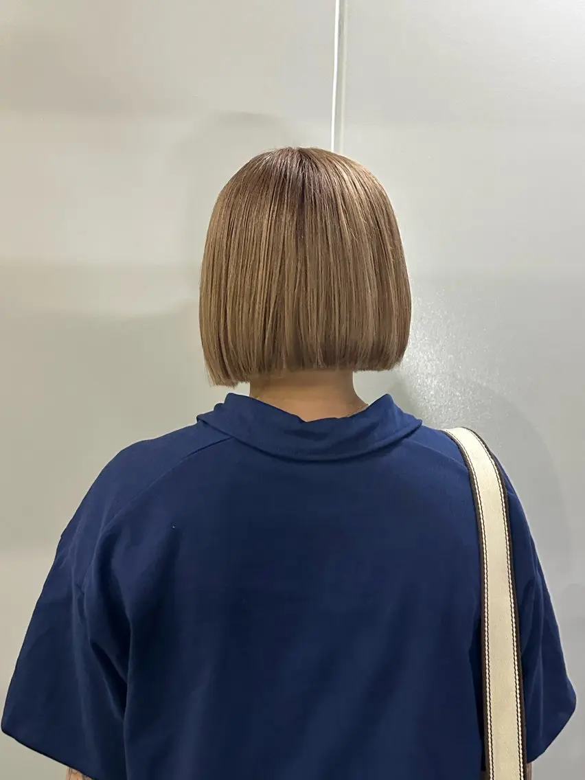 ミディアム カラー ベージュカラー ミルクティーベージュ ボブ カット ヘアカラー トリートメント MEG ✨/デザインカラーのヘアスタイル