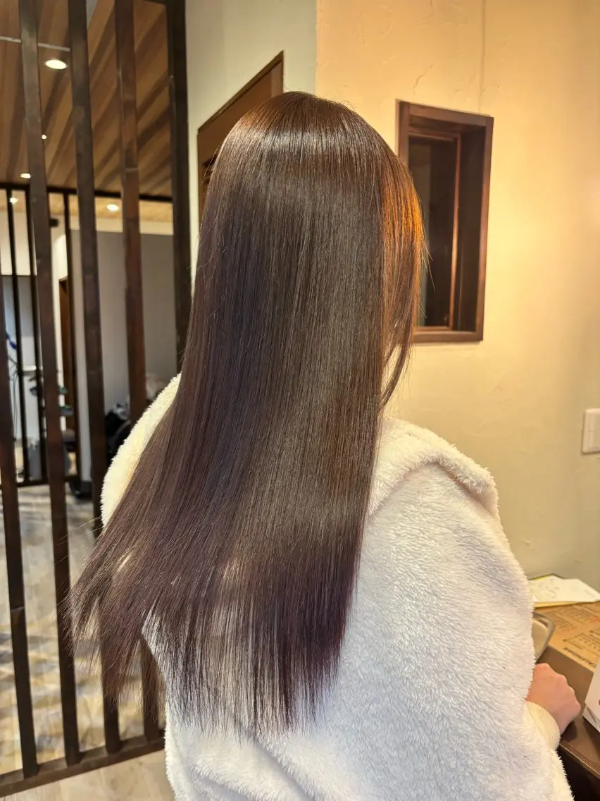 ロング トリートメント 渡辺 桃花のヘアスタイル