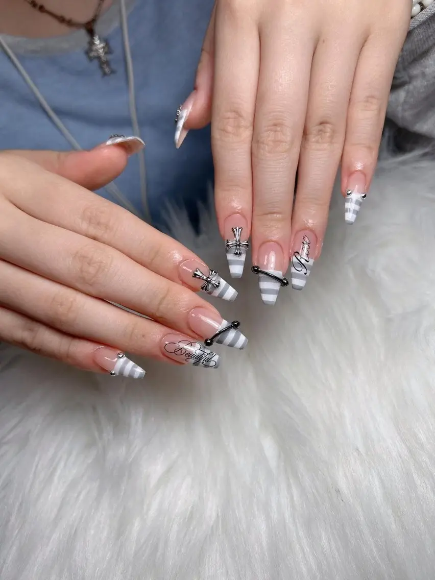 ネイル ハンドネイル Swan Nail Salonのネイルデザイン
