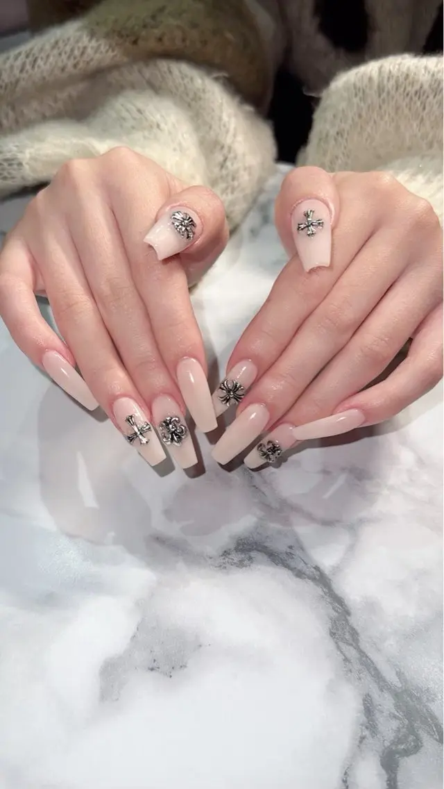 ネイル cheri&co. Rinのネイルデザイン