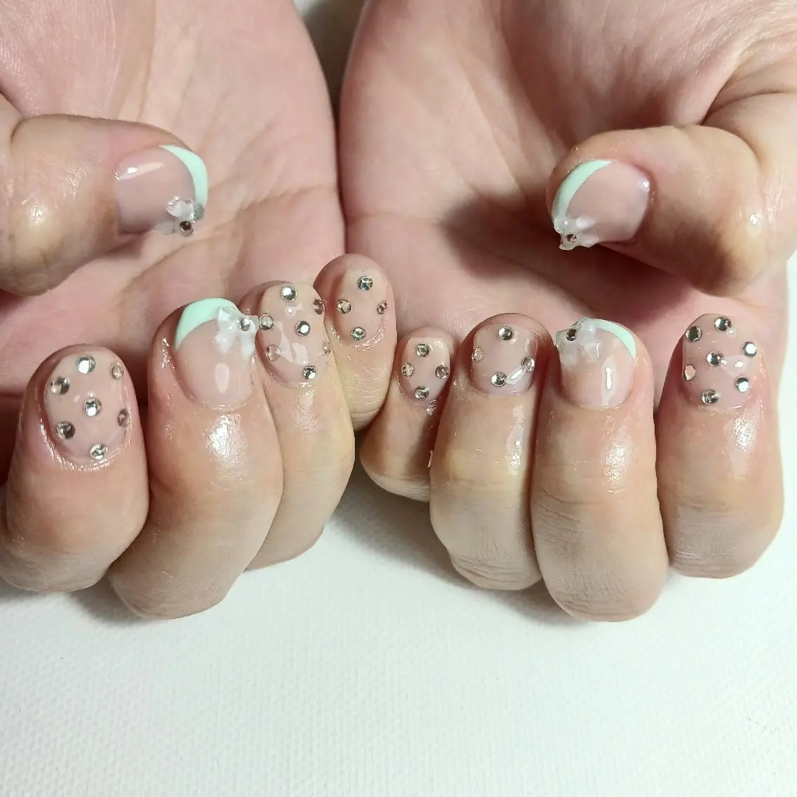 ネイル フレンチネイル ジェルネイル グリーン 持ち込み リボン ハンドネイル owlnail /持込みデザイン専門のネイルデザイン