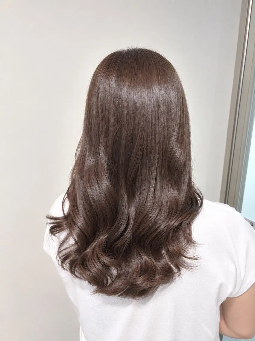 カラー ヘアカラー 透明感カラー️🫧 🐣ありさのヘアスタイル