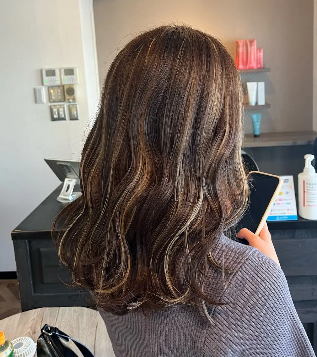 ロング カラー Ichika ／ VISEOのヘアスタイル