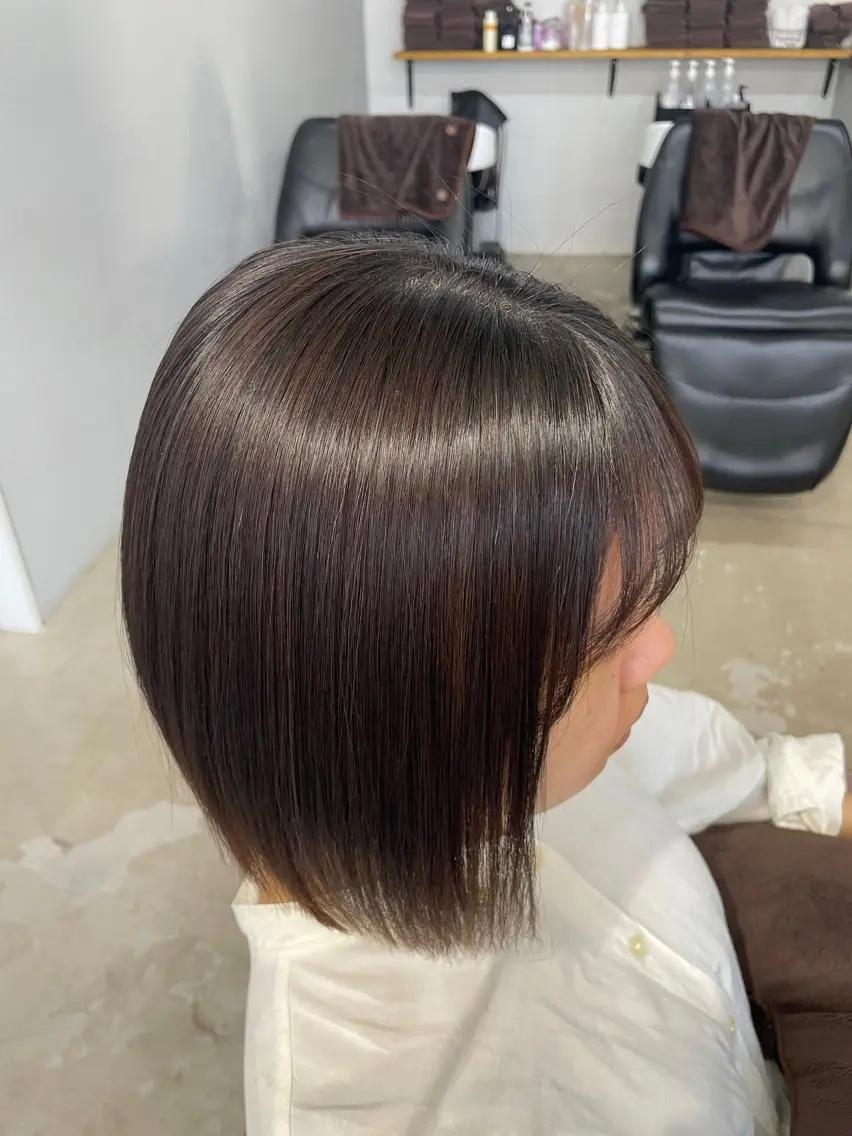 ショート 外ハネヘア 縮毛矯正 秋元 洸耶のヘアスタイル