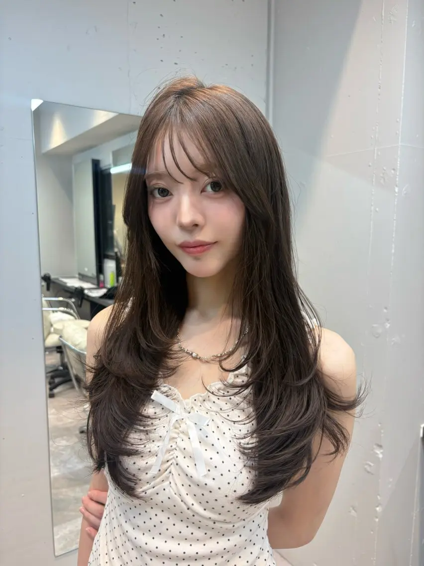 ロング カラー グレージュ レイヤーカット カット ヘアカラー トリートメント 韓国ヘア🎀 /♡𝓝𝓸𝓪♡のヘアスタイル