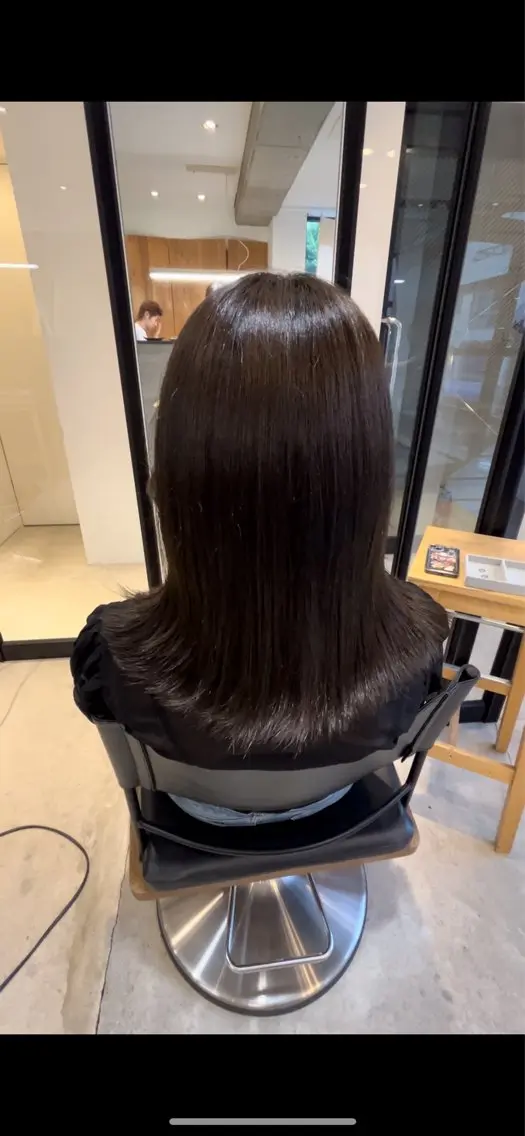 ミディアム カラー ・ nanokaのヘアスタイル