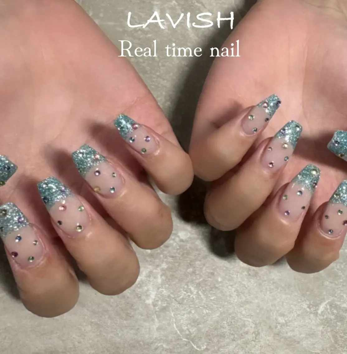 ネイル LAVISH 大和店 emi・:*+のネイルデザイン