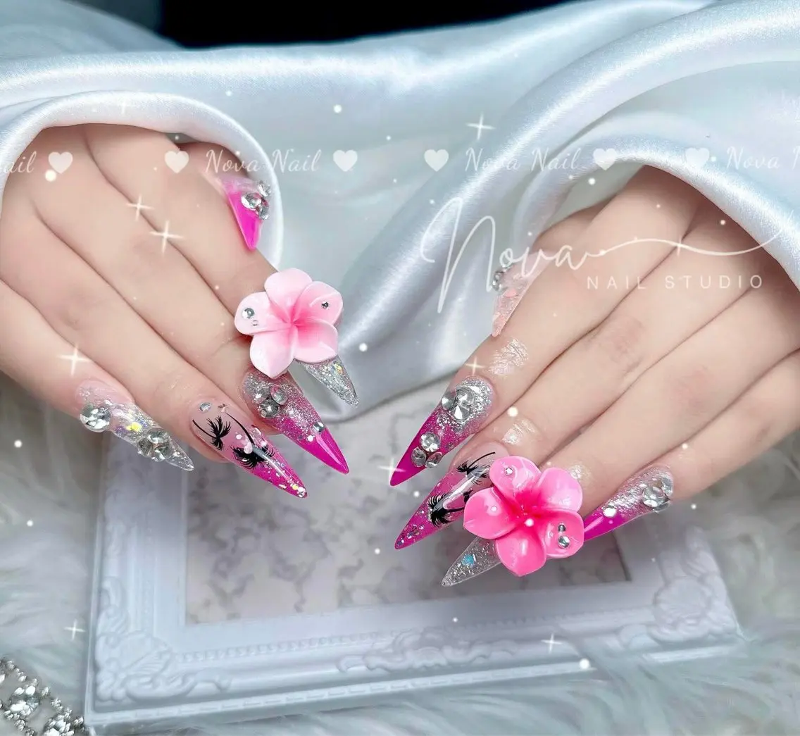 ネイル ハンドネイル ハンドケア Kitty Nail Novaのネイルデザイン