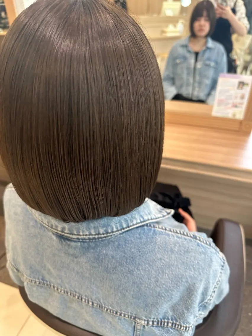 ミディアム カラー ベージュカラー 透明感カラー オリーブベージュ 勝見 美春のヘアスタイル
